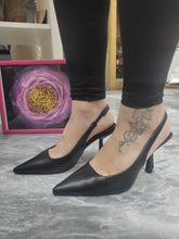 Load image into Gallery viewer, Tacco alto da donna di colore Nero

