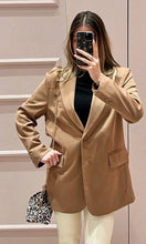 Carica l&#39;immagine nel visualizzatore di Gallery, Dettagli Selvaggi: La Mini Bag Animalier che Completa il Look
