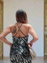 Load image into Gallery viewer, Abito Lungo, Lunga Magia!
